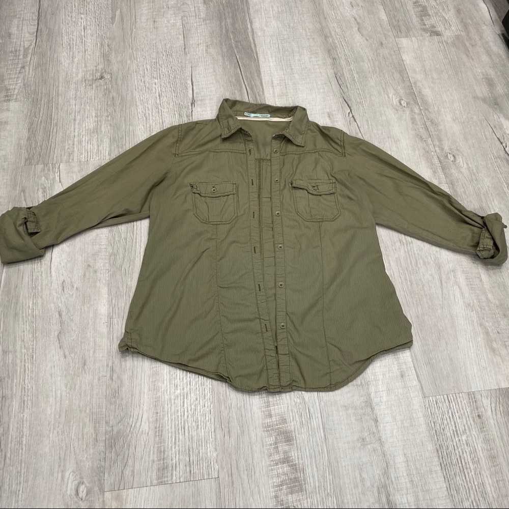 5/$25 - Maurices Olive Green Button Up Top